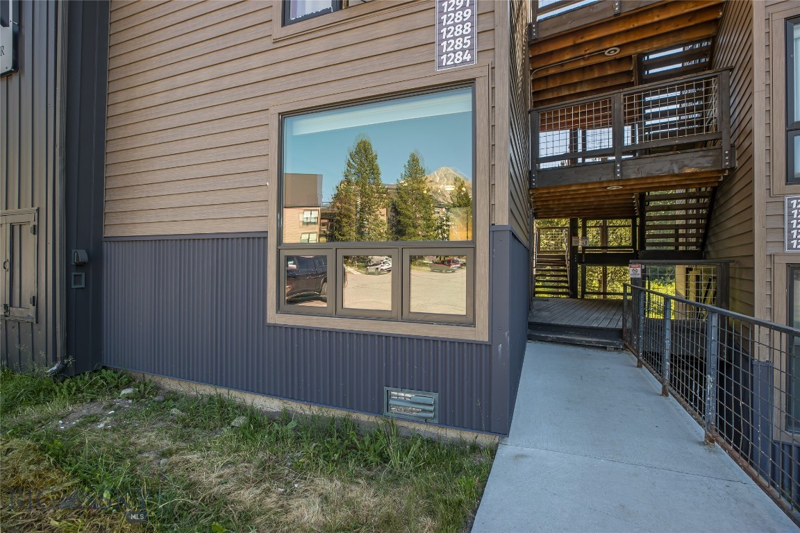 Hill Condos - Residential