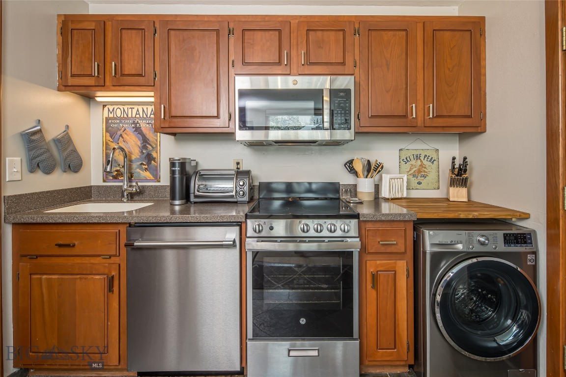 Hill Condos - Residential