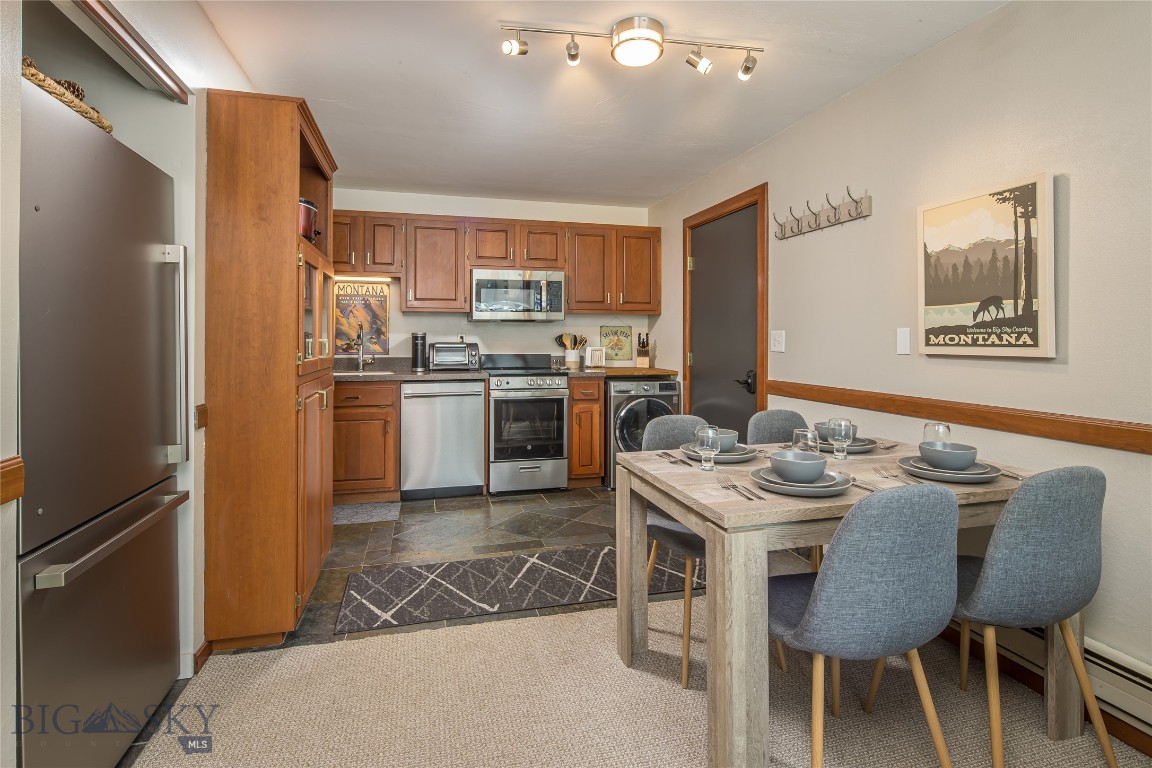 Hill Condos - Residential