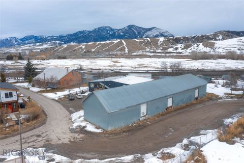 Photo of 725 E Cottonwood Street, Bozeman, MT 59715 (MLS # 400128)