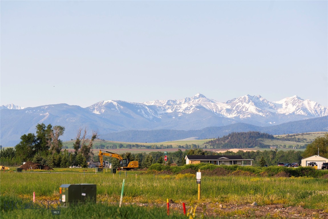 Gallatin Meadows - Land
