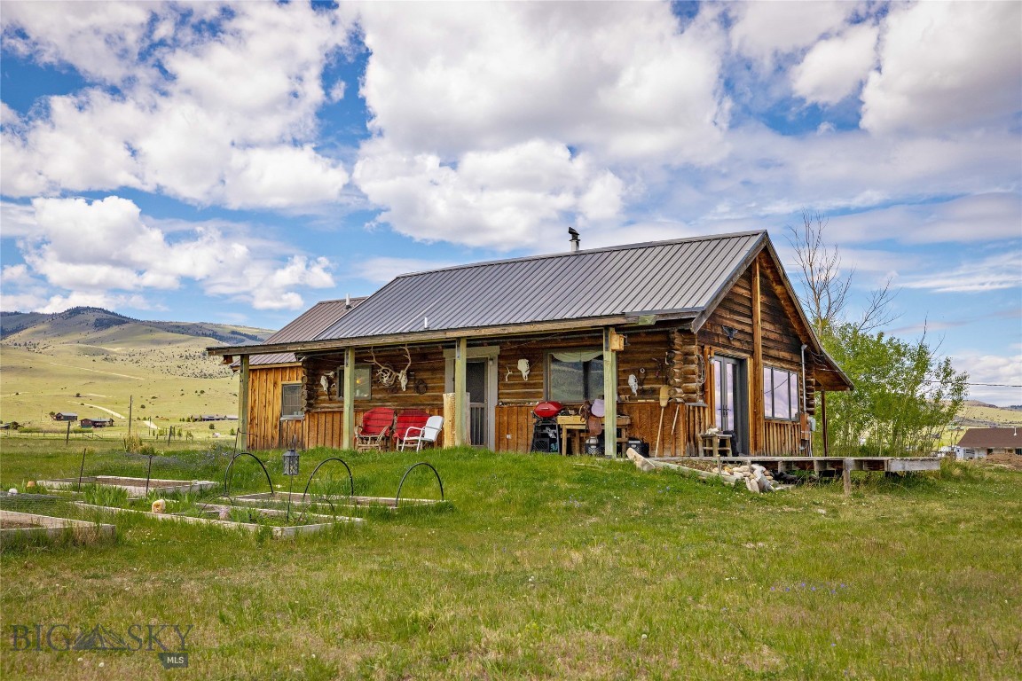 Shining Mountain Unit II - Residential
