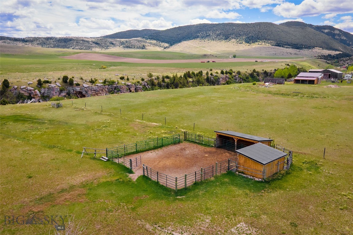 Shining Mountain Unit II - Residential