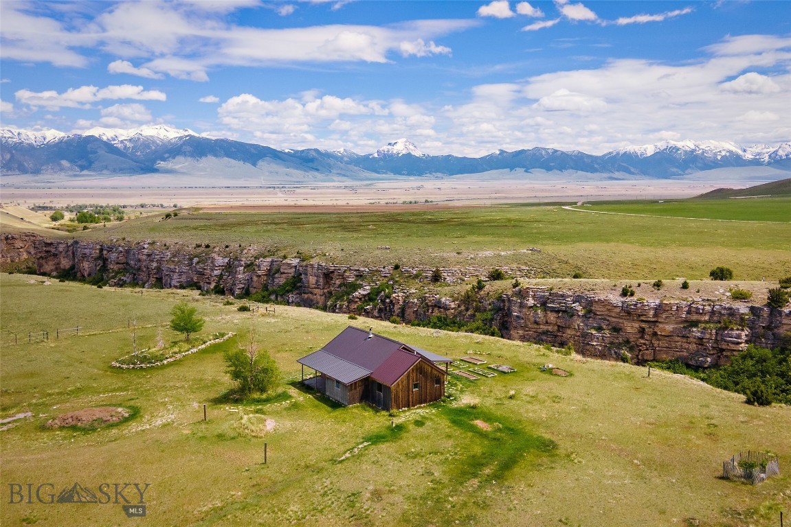 Shining Mountain Unit II - Residential
