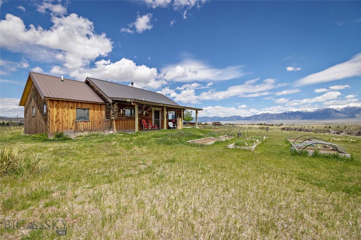 Shining Mountain Unit II - Residential