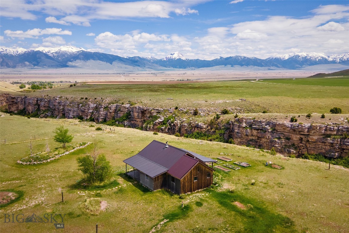Shining Mountain Unit II - Residential