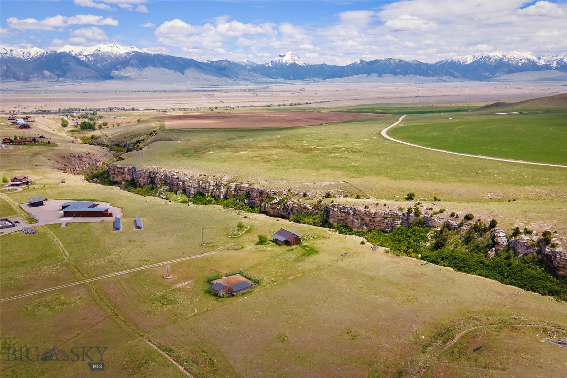 Shining Mountain Unit II - Residential