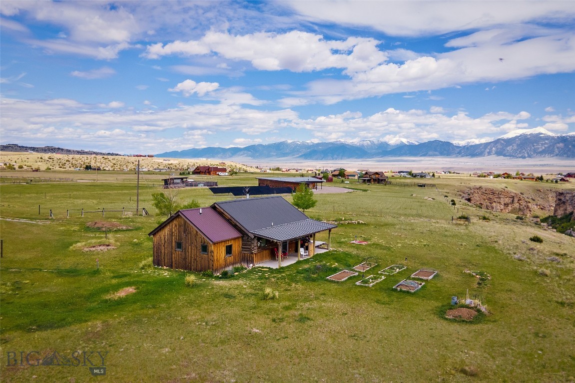 Shining Mountain Unit II - Residential