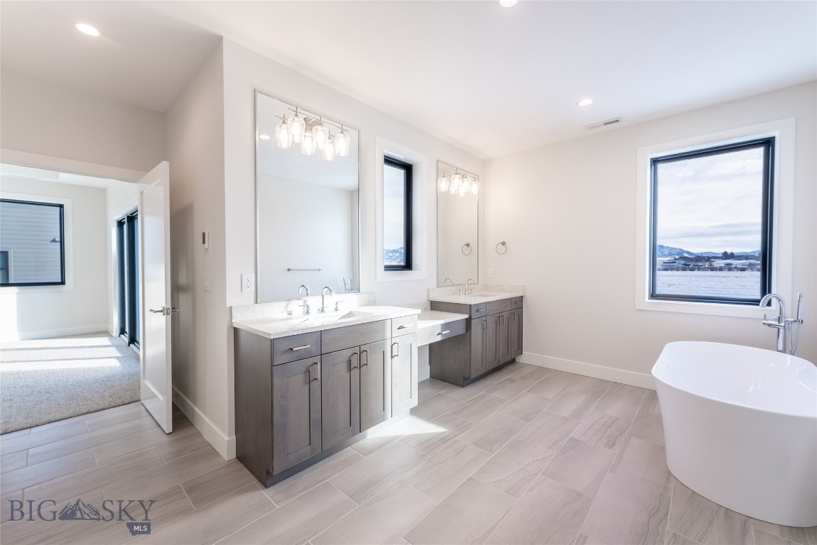 Creekside Meadows - Residential