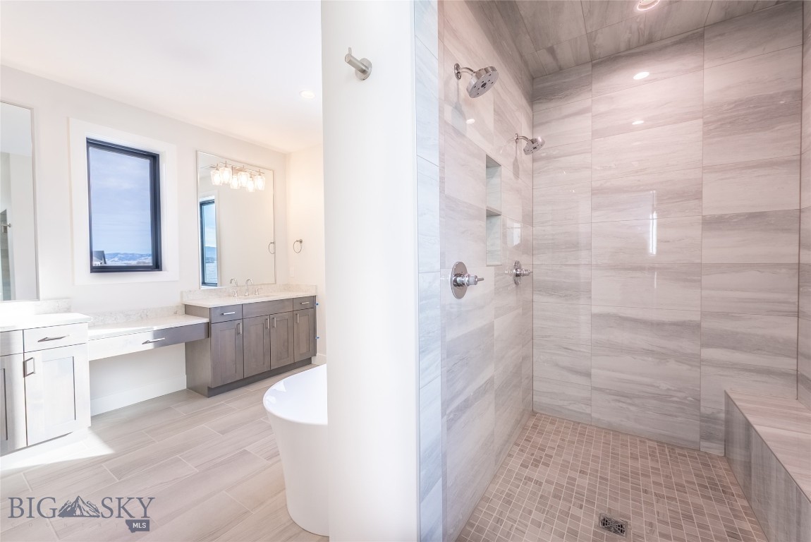 Creekside Meadows - Residential