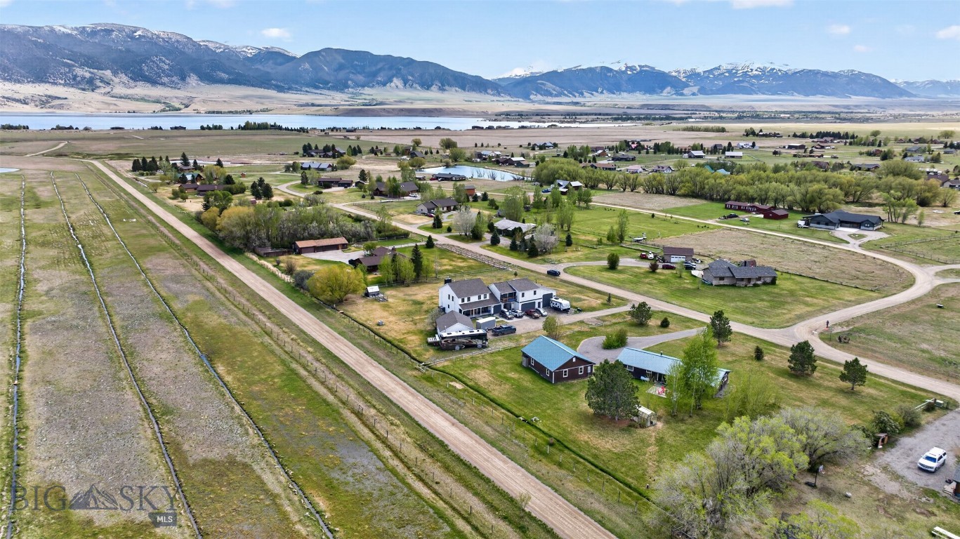 Troutdale - Residential