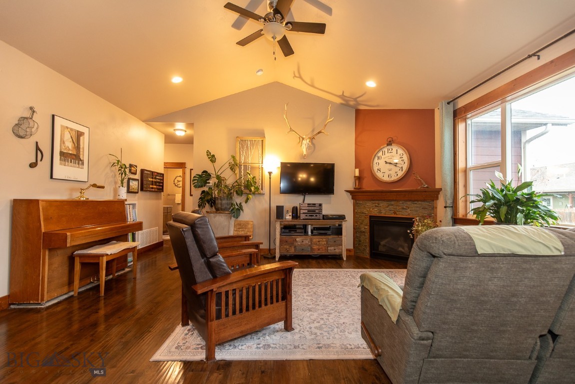 Las Campanas - Residential