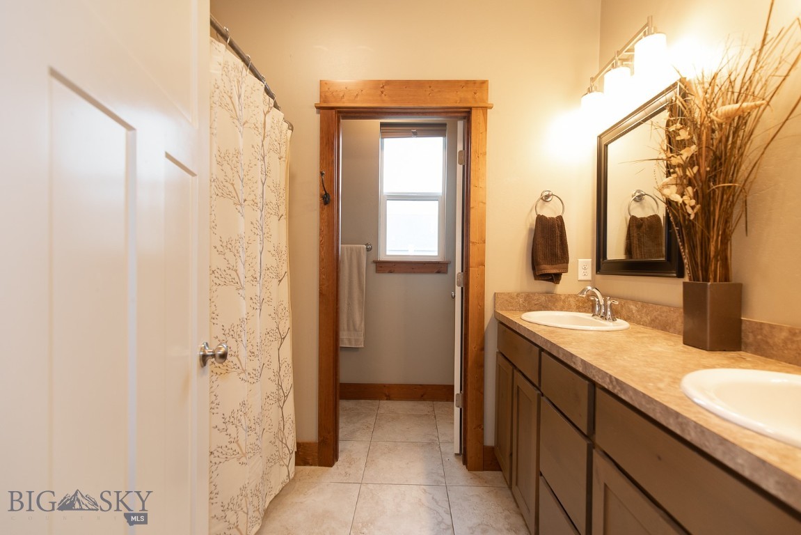 Las Campanas - Residential