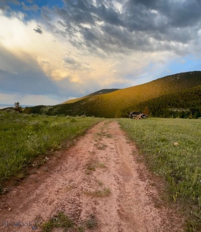 Yellowstone Basin Properties - Land