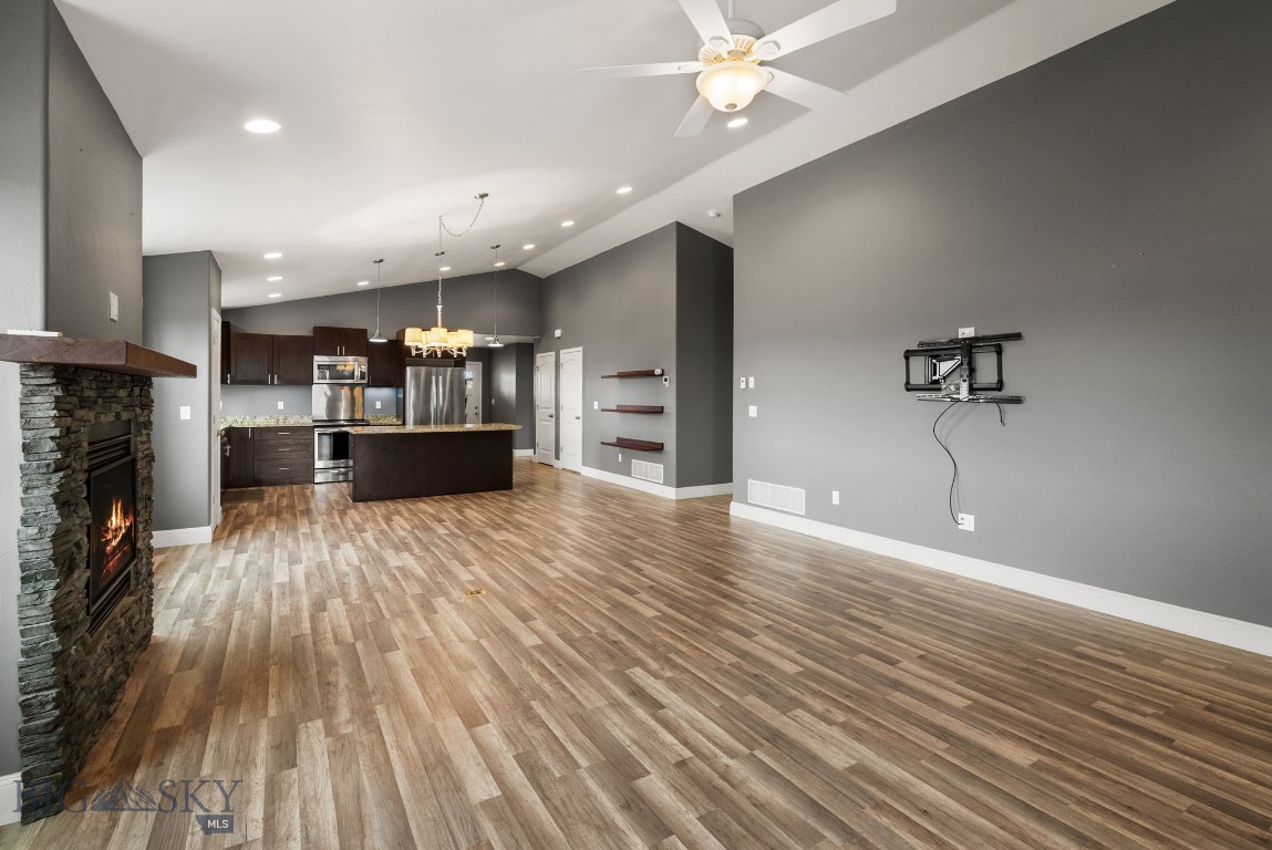 Pioneer Crossing - Residential