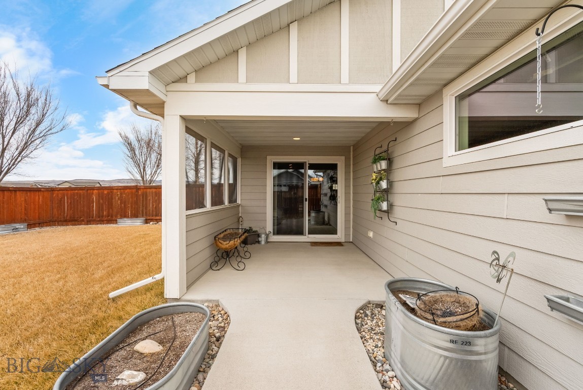 Pioneer Crossing - Residential