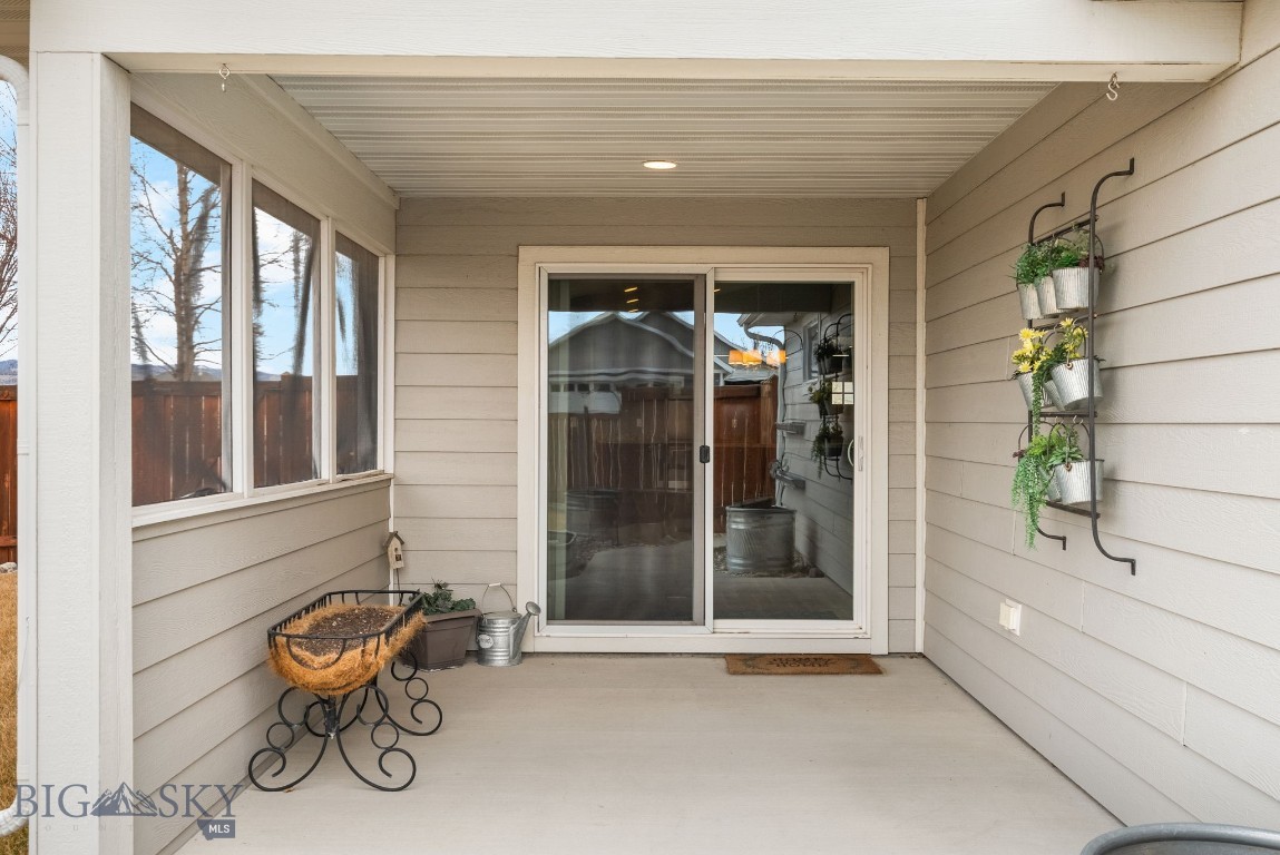 Pioneer Crossing - Residential