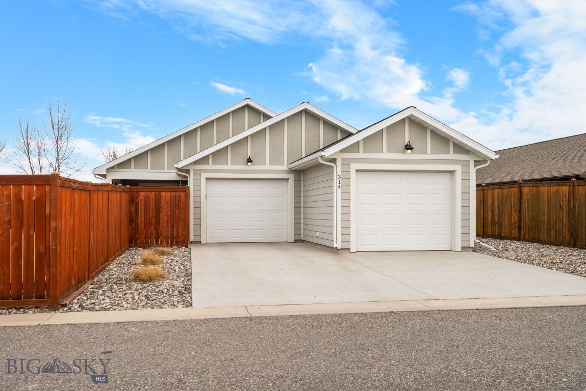 Pioneer Crossing - Residential