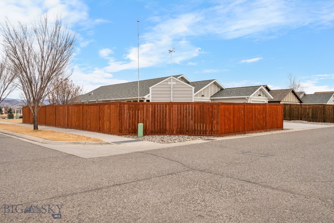 Pioneer Crossing - Residential