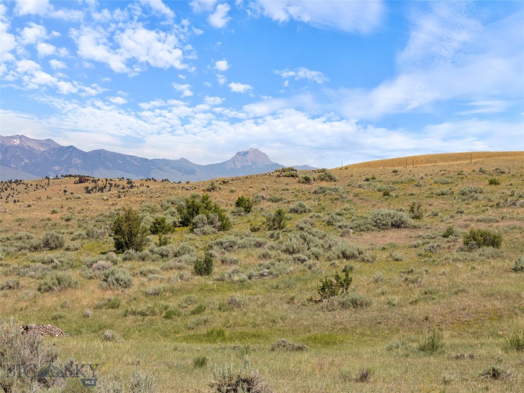 Shining Mountain Unit I - Land