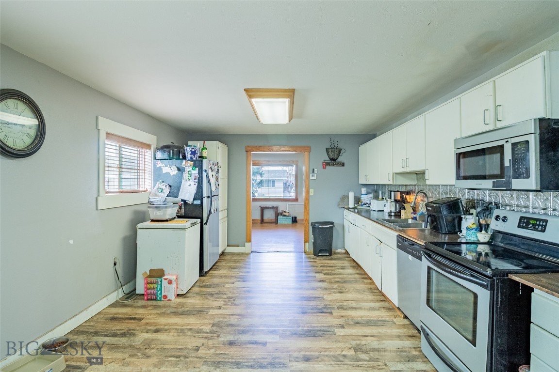 Butte, Montana 59701, United States, 4 Bedrooms Bedrooms, ,2 BathroomsBathrooms,Residential,Contingent,106624