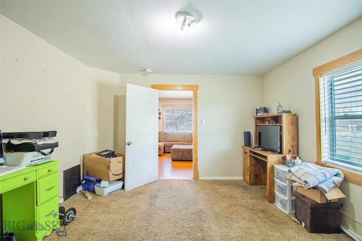 Butte, Montana 59701, United States, 4 Bedrooms Bedrooms, ,2 BathroomsBathrooms,Residential,Contingent,106624