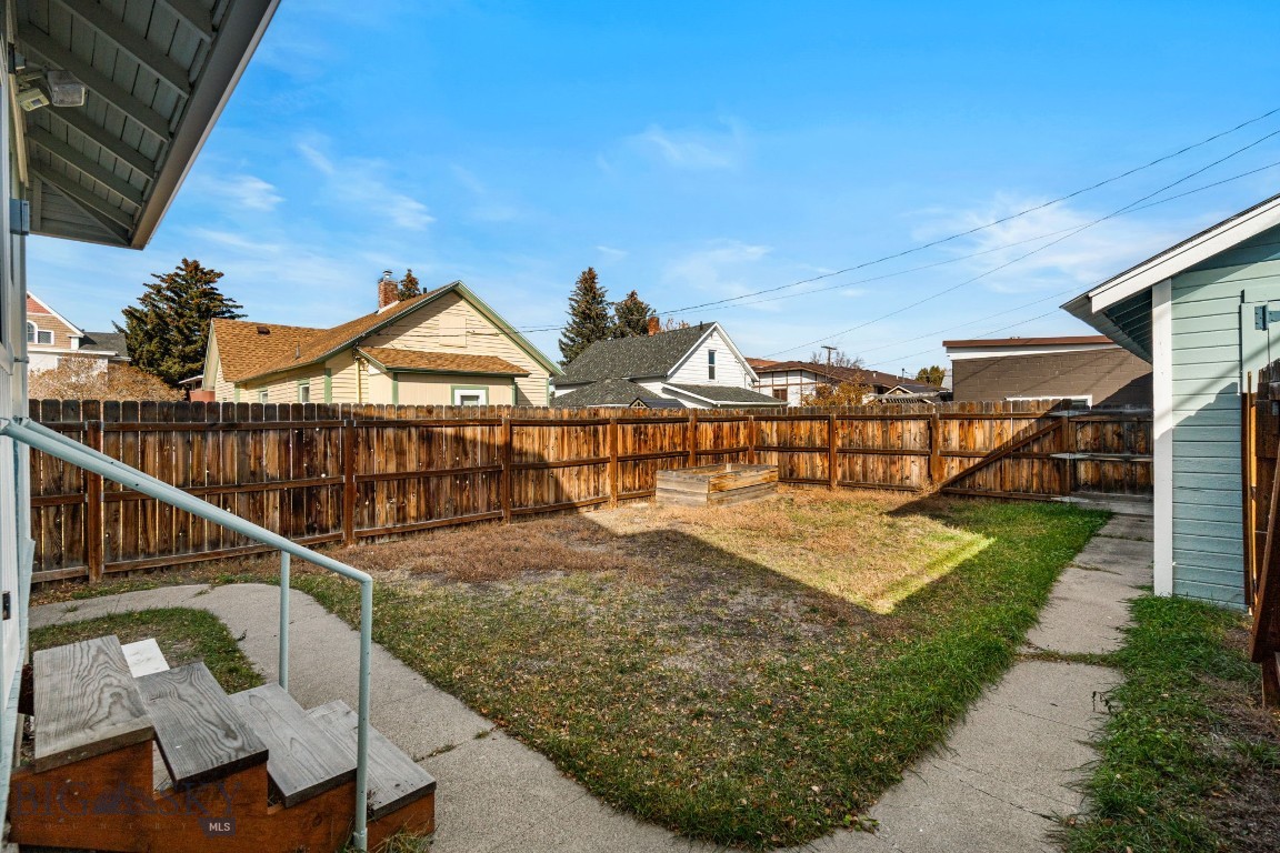 323 E Morse Street