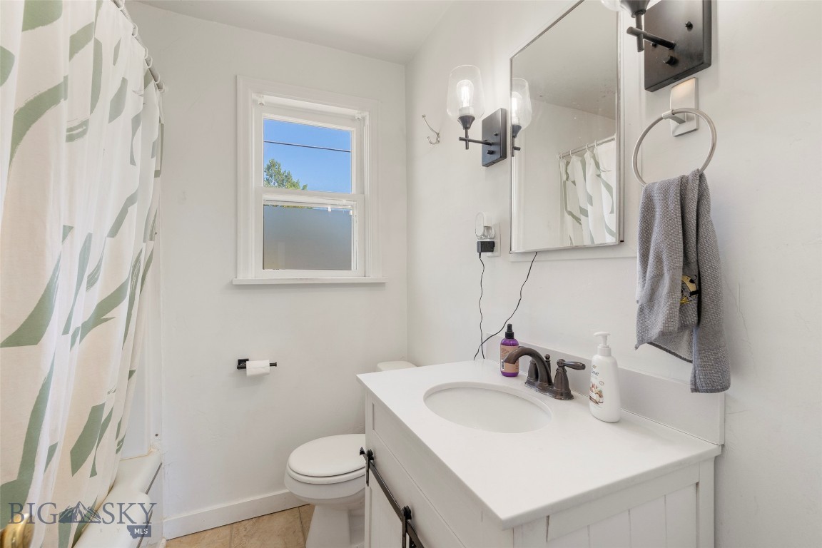 Crescent Addition - Commercial Sale