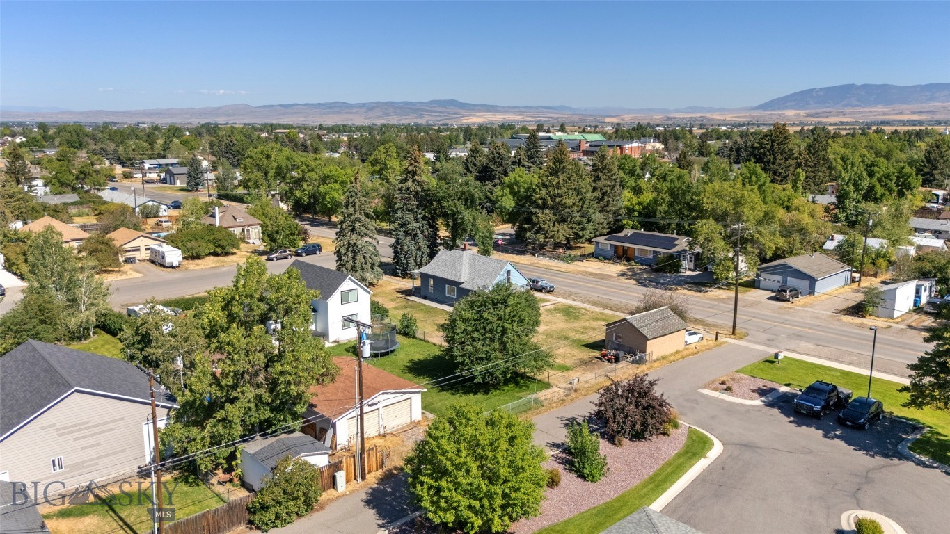 Crescent Addition - Commercial Sale