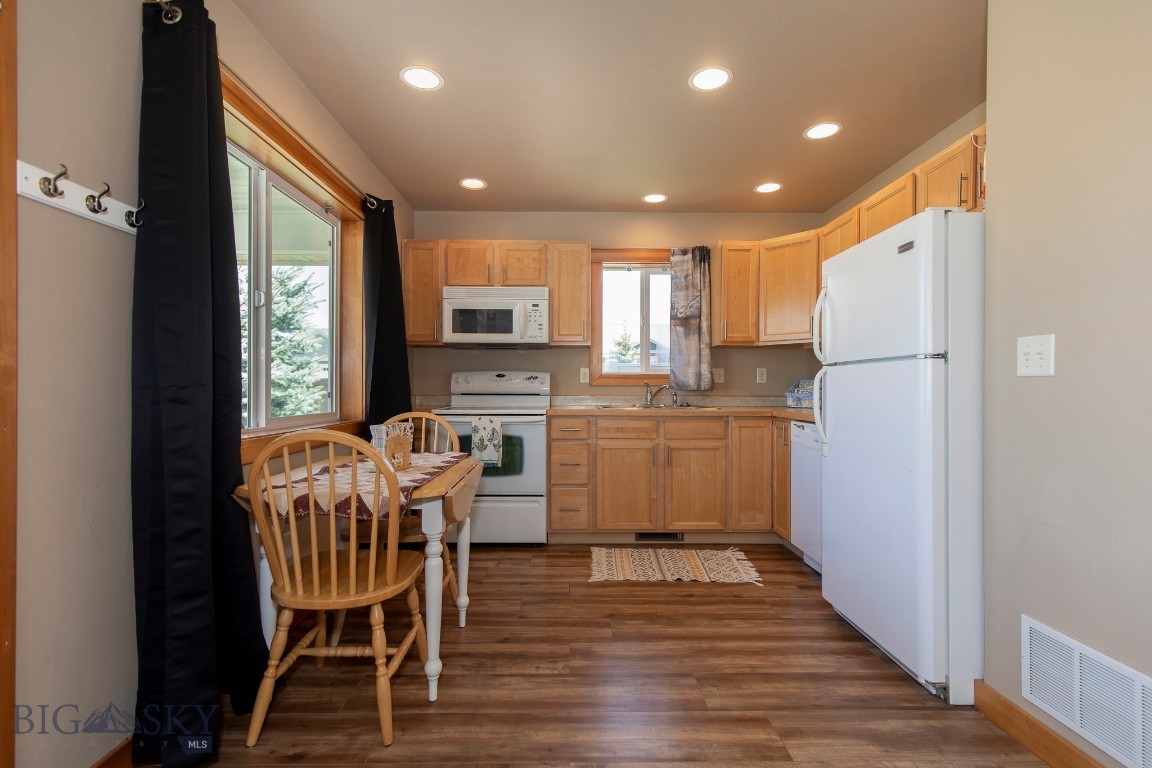 Middle Creek Parklands - Residential