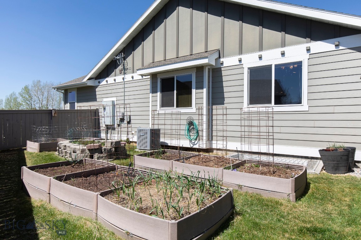 Middle Creek Parklands - Residential