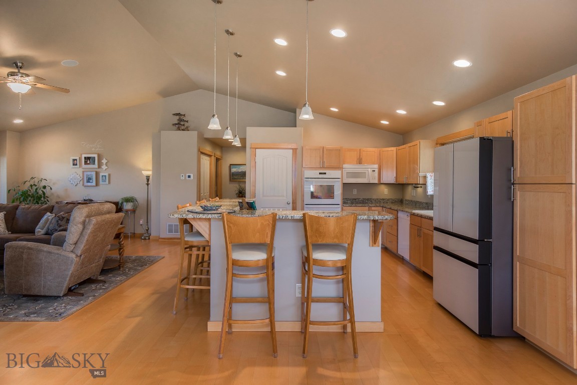 Middle Creek Parklands - Residential
