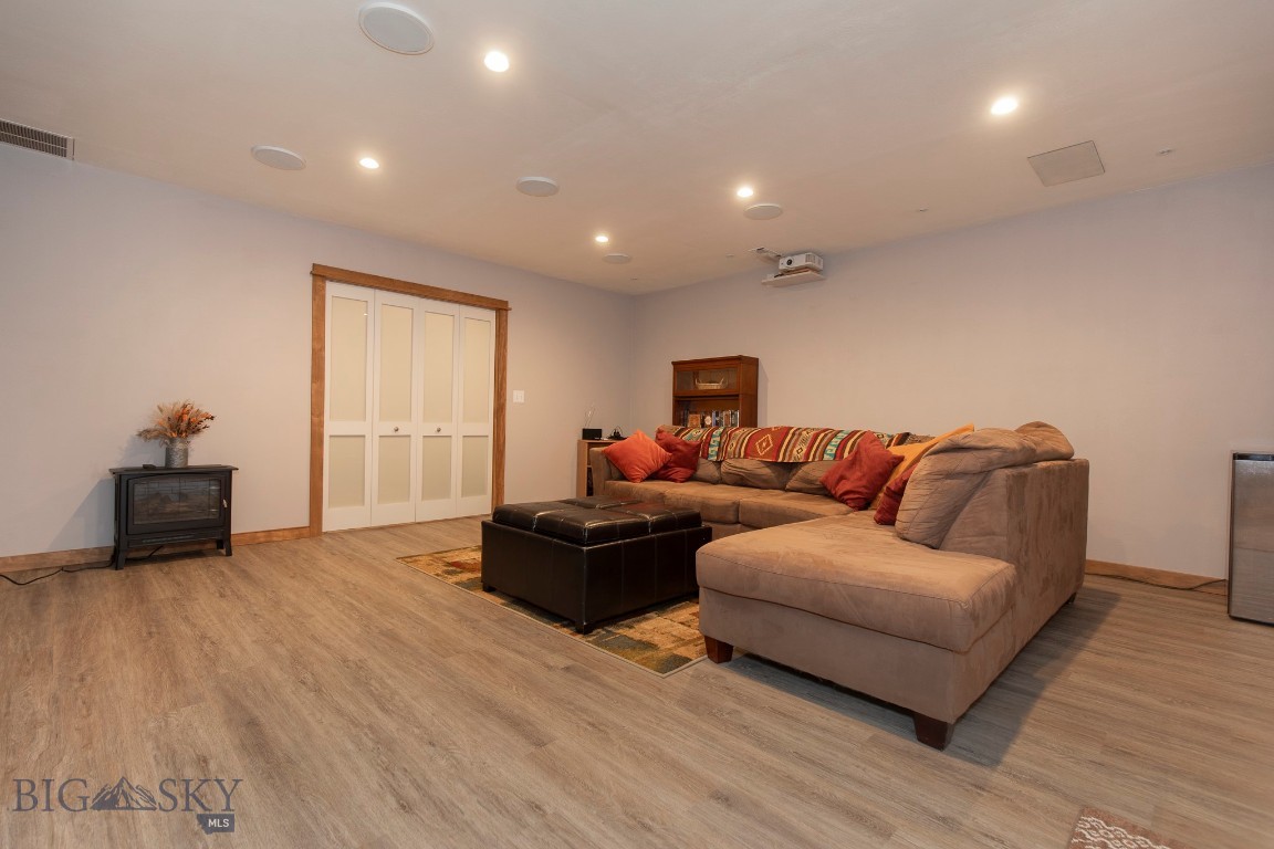 Middle Creek Parklands - Residential