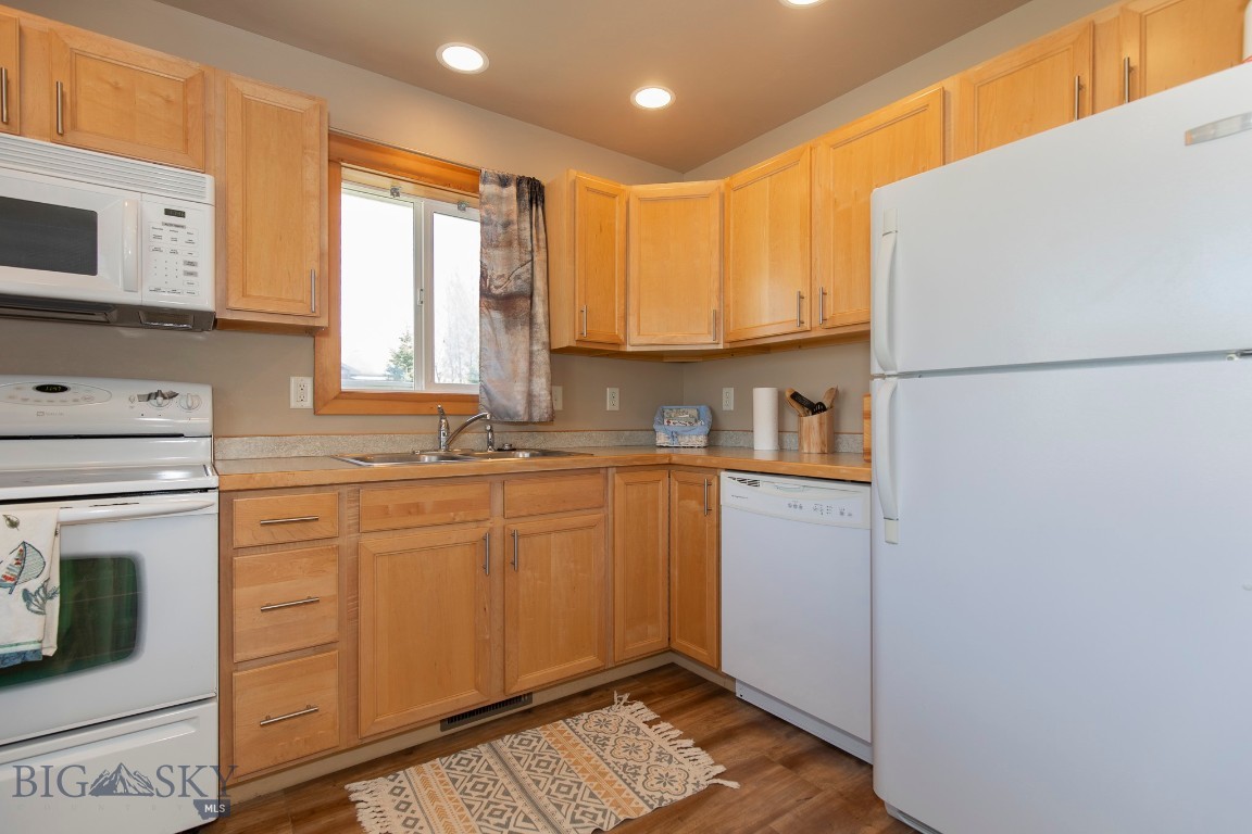 Middle Creek Parklands - Residential