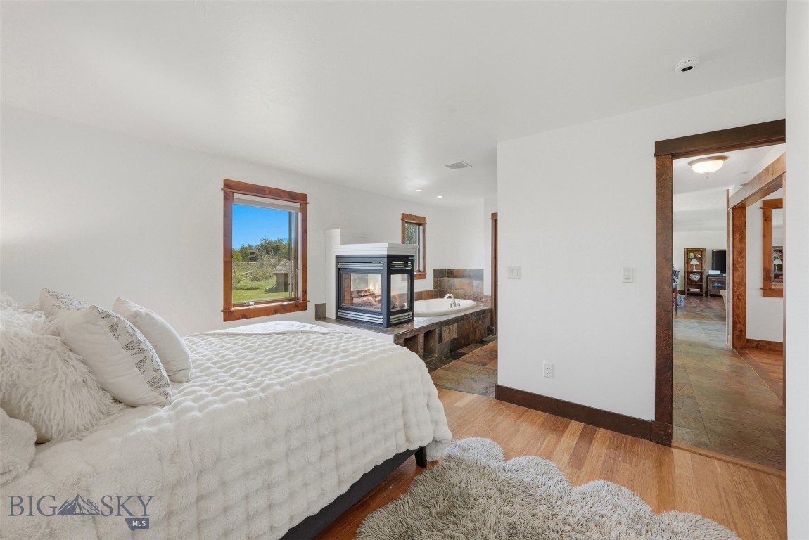Hyalite Foothills - Residential