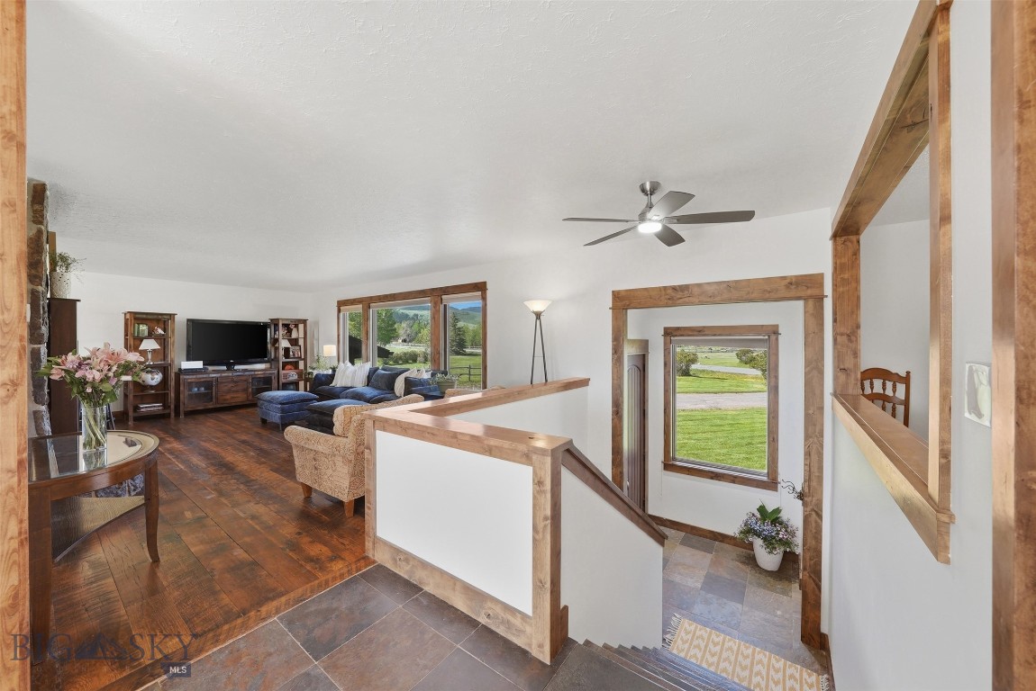 Hyalite Foothills - Residential