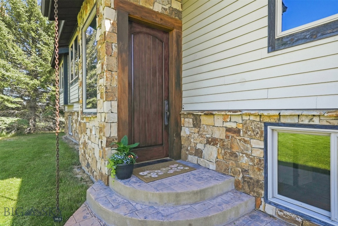 Hyalite Foothills - Residential