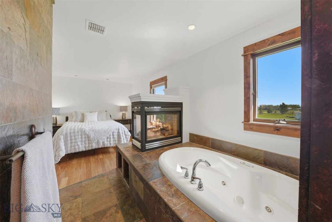 Hyalite Foothills - Residential