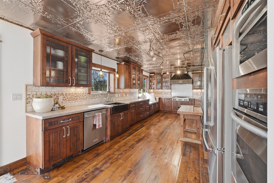 Hyalite Foothills - Residential