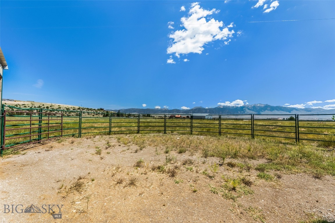 Shining Mountain Unit II - Residential