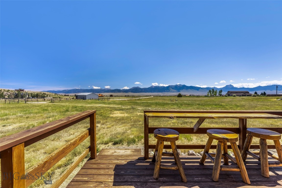 Shining Mountain Unit II - Residential
