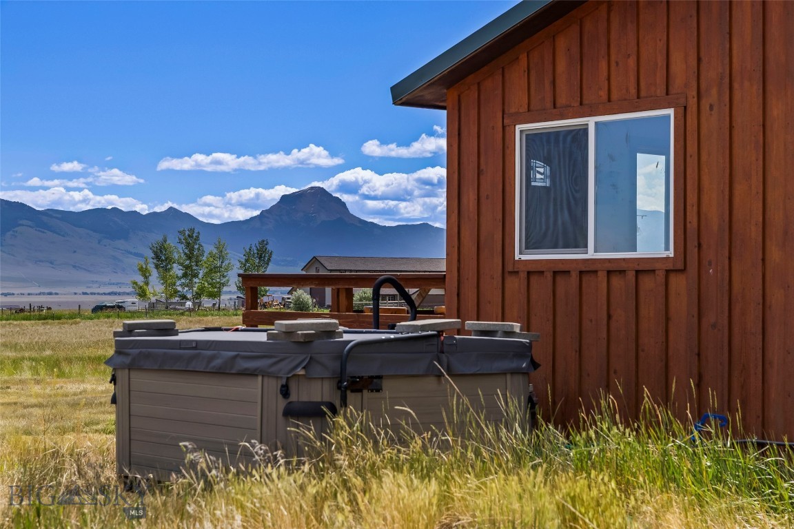 Shining Mountain Unit II - Residential