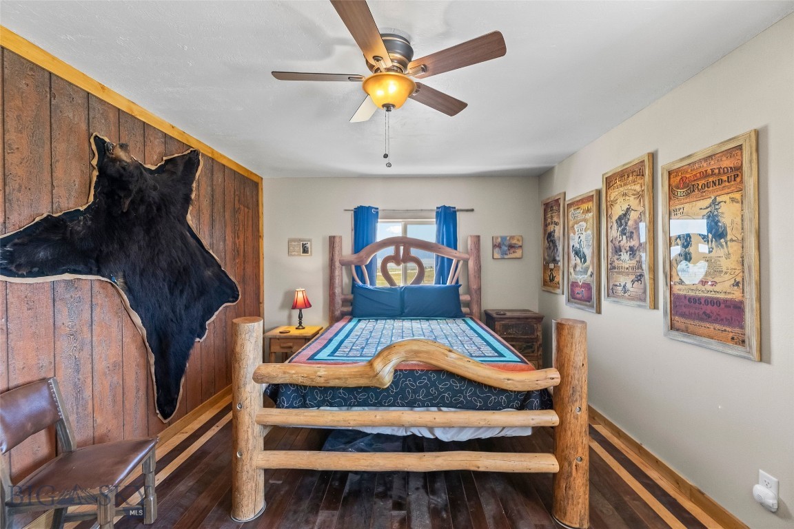 Shining Mountain Unit II - Residential