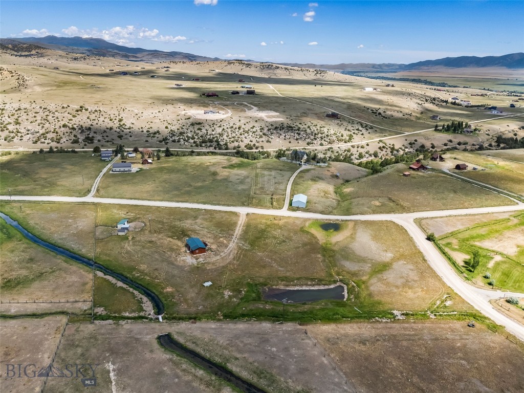Shining Mountain Unit II - Residential