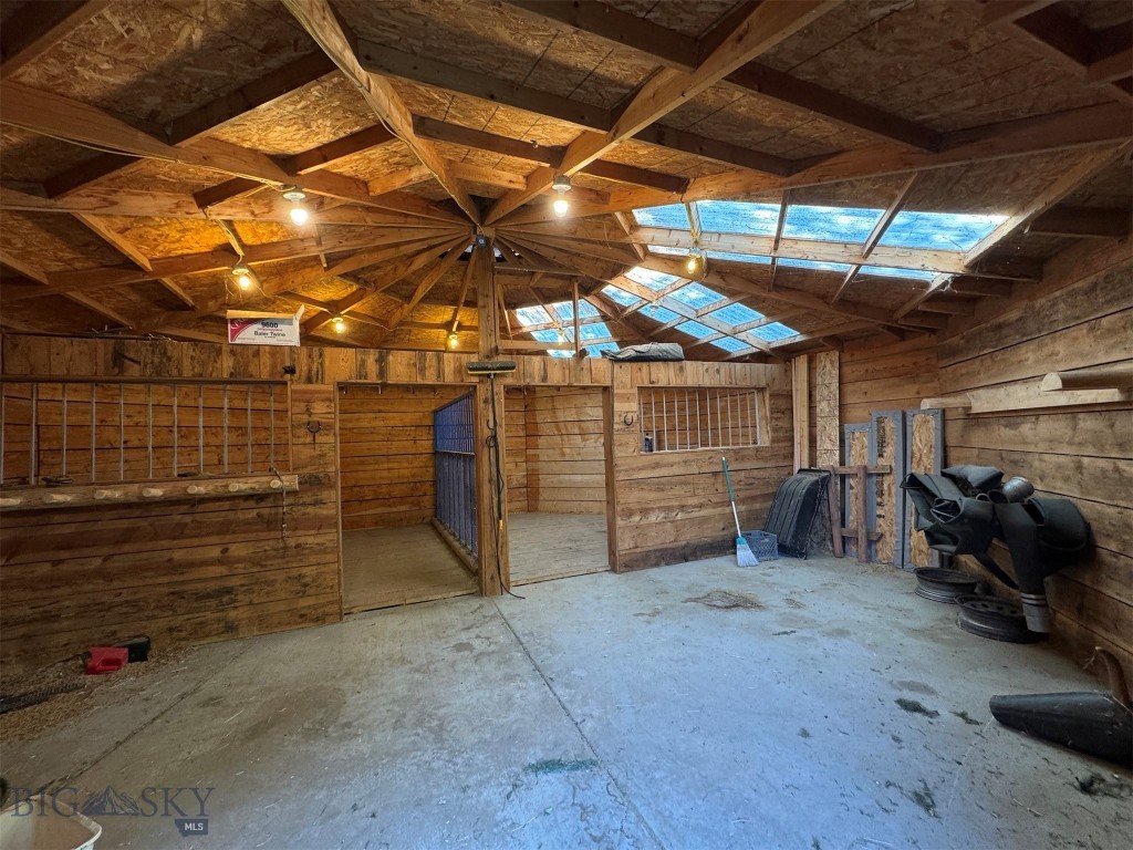 Whitetail Acre Tracts - Residential