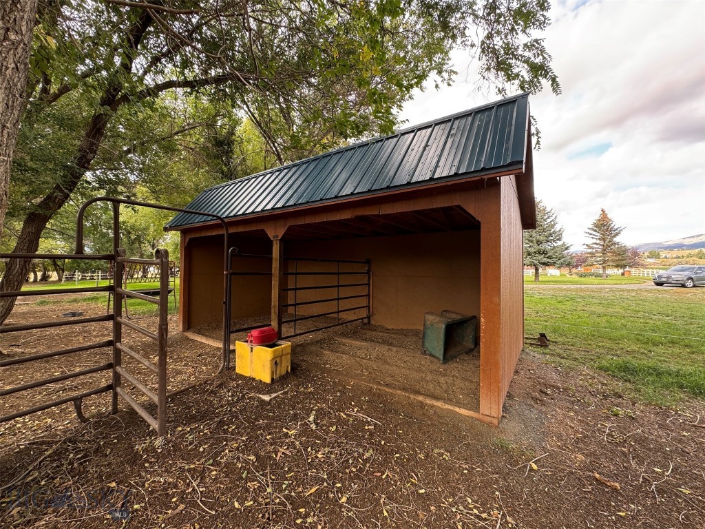 Whitetail Acre Tracts - Residential