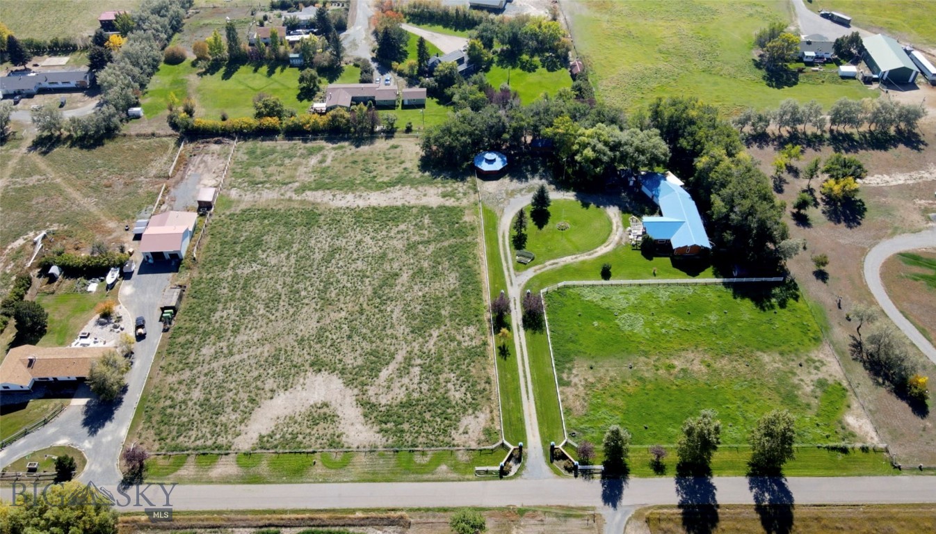 Whitetail Acre Tracts - Residential