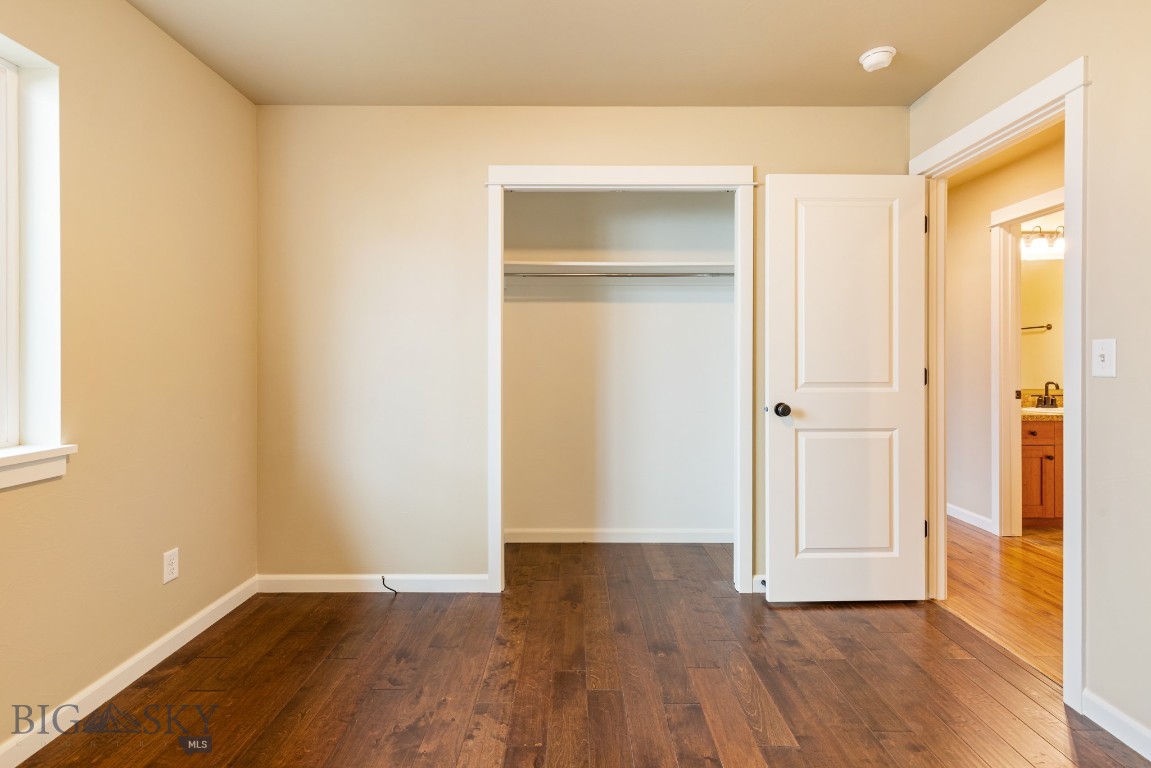 Flanders Creek - Residential