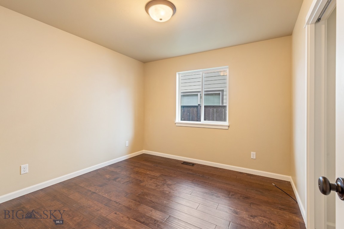 Flanders Creek - Residential