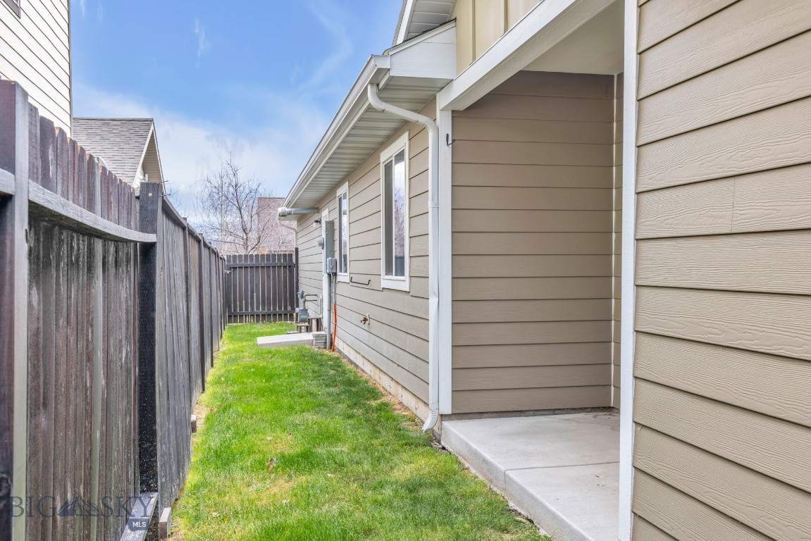 Flanders Creek - Residential